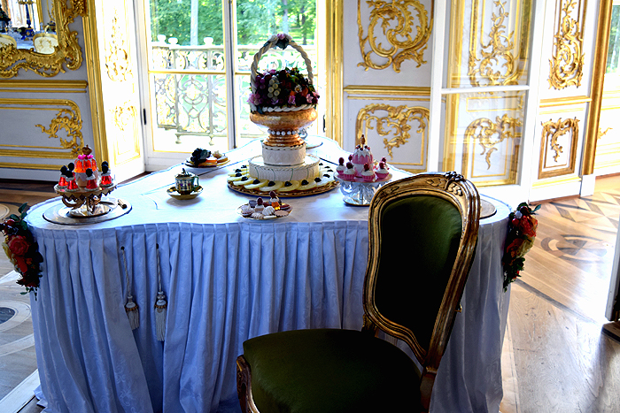 Three Setting Table b